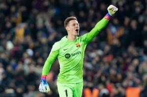 西媒:国王杯决赛什琴斯尼继续首发,特尔施特根有望坐在替补席