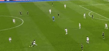 1707606636278037089.gif 4.gif