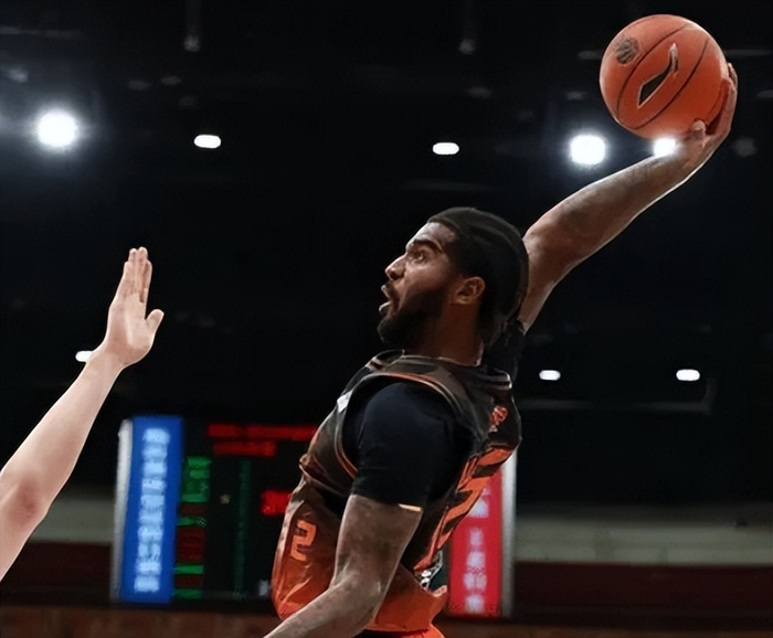 百家乐下载-山东这三外援咋整？鲍威尔+克里斯关键球连崩，珀赛尔持续走低！|山东队|辽宁|德雷克·鲍威尔|诺曼·鲍威尔|比赛_新浪体育_新浪新闻