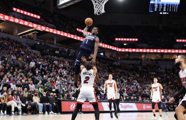 狼来了!力克热火豪取5连胜 森林狼距前6仅0.5胜场